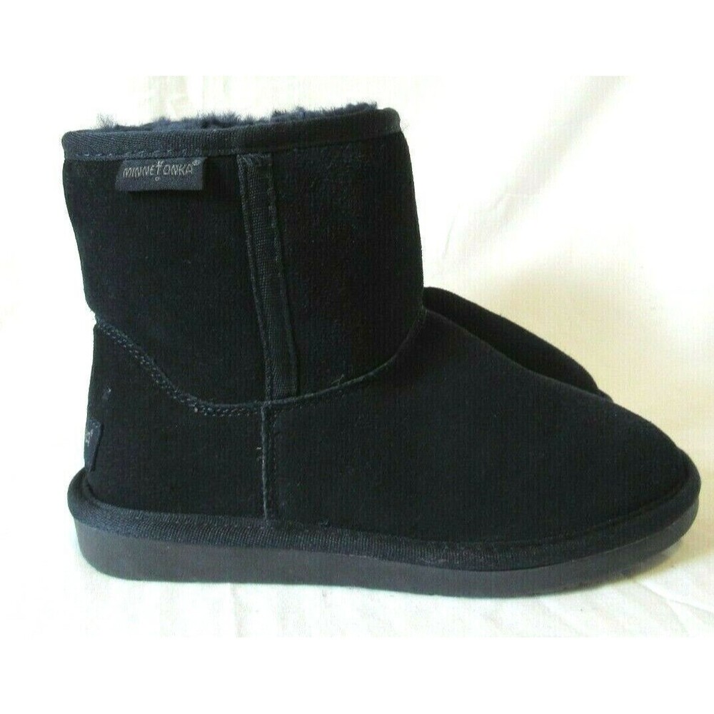Minnetonka Navy Blue Moccasin Suede Barely Worn Wool Lined Boots Size 6 EUC